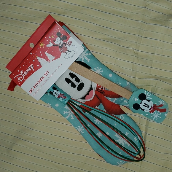 Mickey Mouse Kitchen Set - Picture 3 of 9